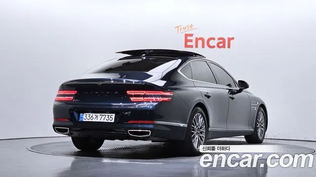 Genesis G80 2022 thumb 2