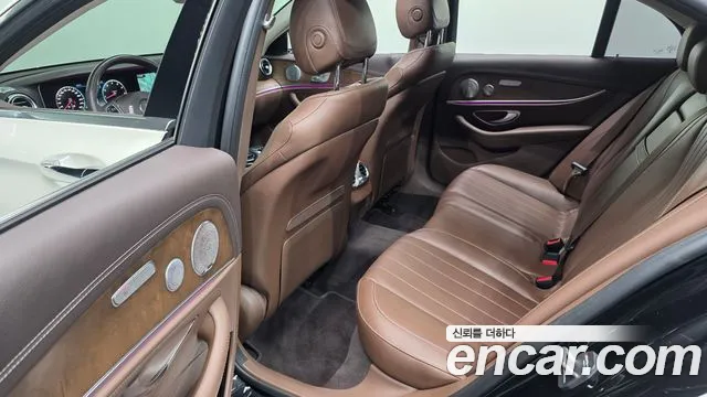 Mercedes-Benz E-Класс 2018 thumb 11