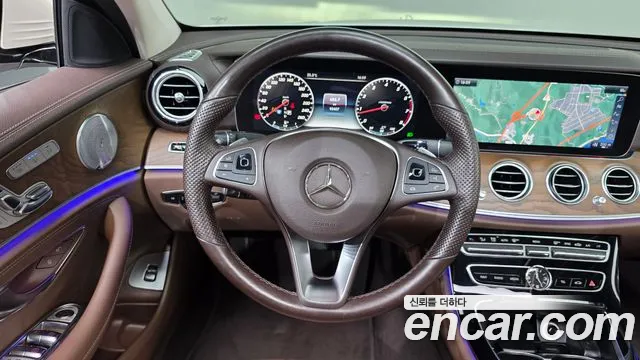 Mercedes-Benz E-Класс 2018 thumb 12