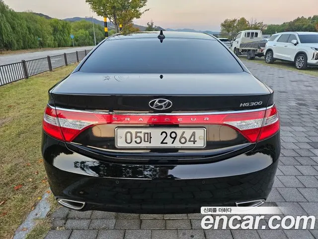 Hyundai Grandeur 2013 thumb 5