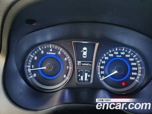 Hyundai Grandeur 2013 thumb 6