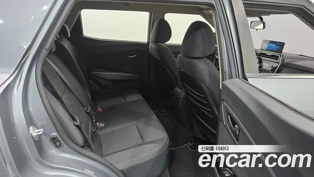 KG_Mobility_Ssangyong TIBOLI 2019 thumb 11