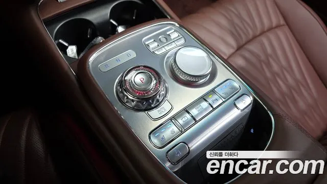 Genesis G90 2023 thumb 9