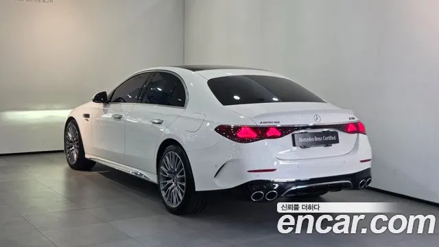 Mercedes-Benz E-Класс 2026 thumb 2