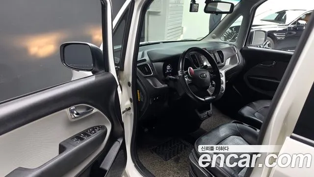 Kia Ray 2016 thumb 10