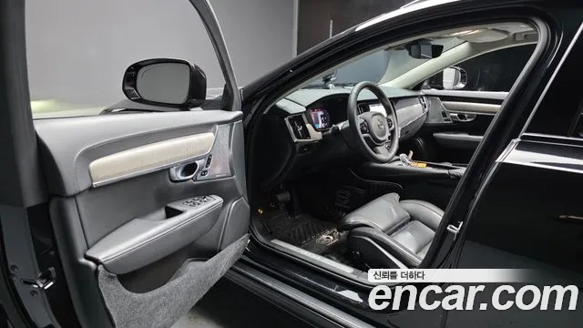 Volvo V90 2023 thumb 10