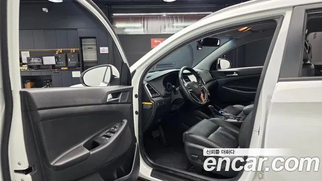 Hyundai Tucson 2015 thumb 9