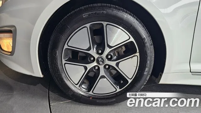 Kia K5 2012 thumb 5