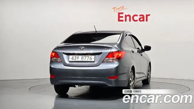 Hyundai Accent 2014 thumb 4