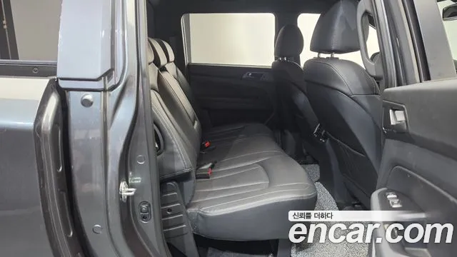 KG_Mobility_Ssangyong Rexton 2022 thumb 12