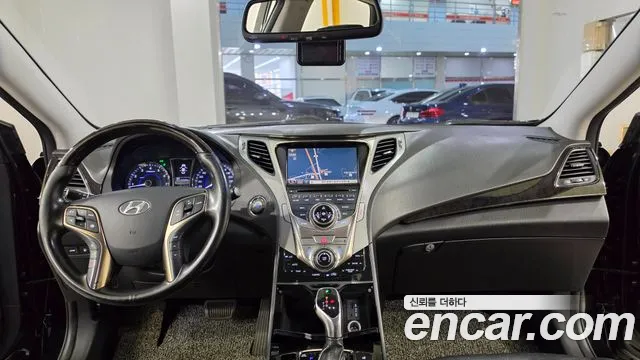 Hyundai Grandeur 2011 thumb 7