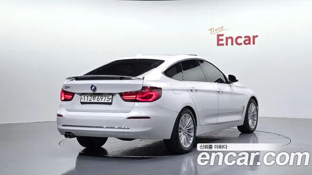 BMW Gran Turismo 2020 thumb 2