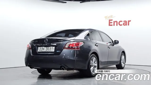 Nissan Altima 2013 thumb 2