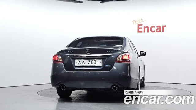 Nissan Altima 2013 thumb 4