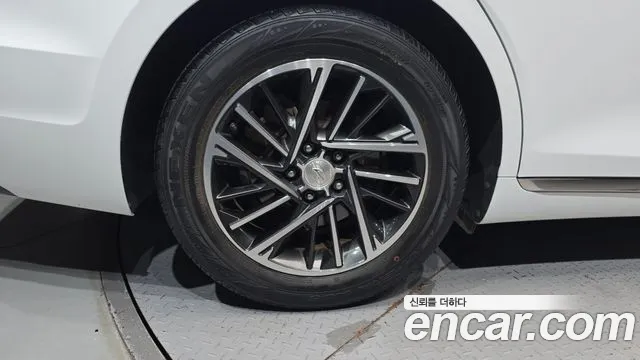 Hyundai Grandeur 2019 thumb 5