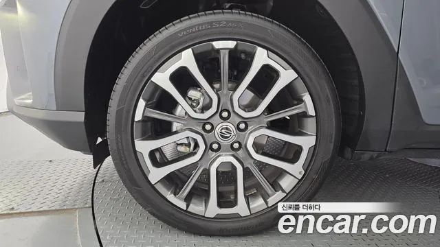 KG_Mobility_Ssangyong Torres 2022 thumb 5