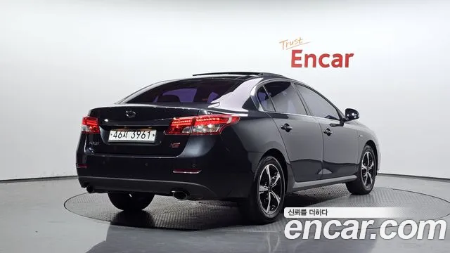 Renault-KoreaSamsung SM5 2015 thumb 2