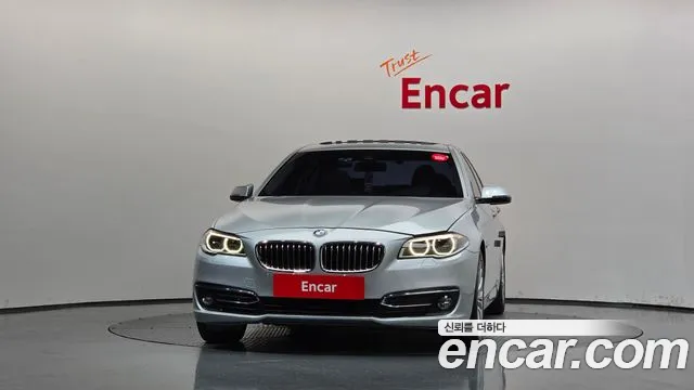 BMW 5-Series 2016 thumb 3
