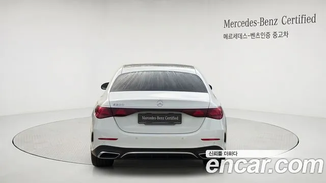 Mercedes-Benz E-Класс 2026 thumb 4