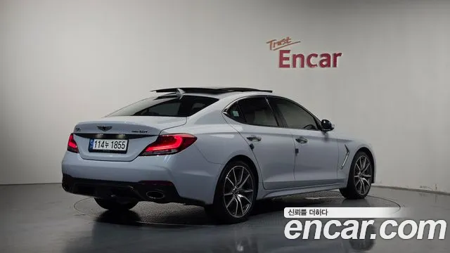 Genesis G70 2019 thumb 2