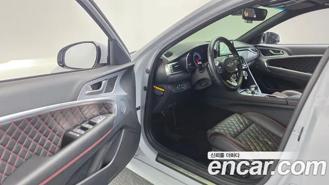 Genesis G70 2019 thumb 10