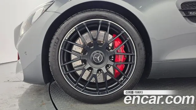 Mercedes-Benz AMG GT 2016 thumb 5