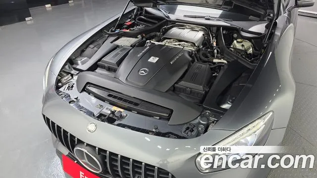 Mercedes-Benz AMG GT 2016 thumb 6