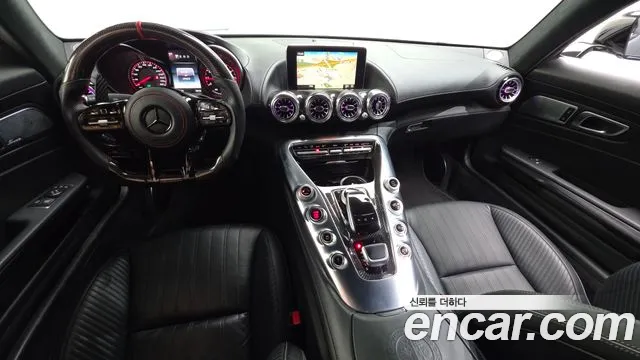 Mercedes-Benz AMG GT 2016 thumb 7