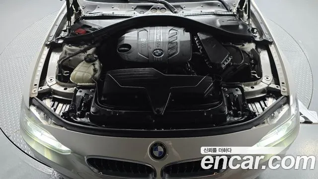 BMW 3-Series 2015 thumb 6