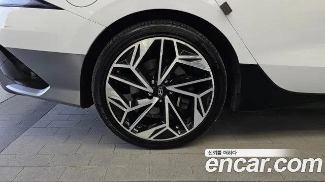 Hyundai IONIQ 6 2022 thumb 5