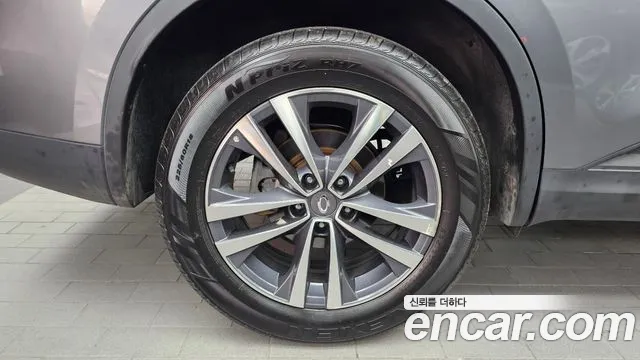 Renault-KoreaSamsung Koleos 2019 thumb 5