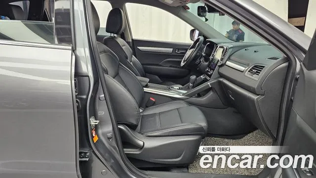 Renault-KoreaSamsung Koleos 2019 thumb 11