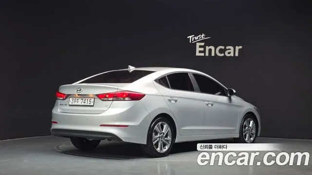 Hyundai Avante 2018 thumb 2