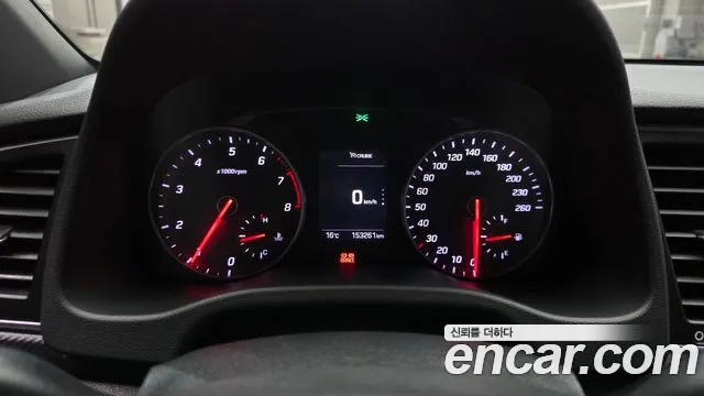 Hyundai Avante 2016 thumb 8