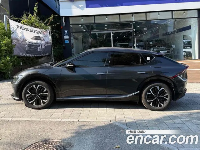 Kia EV6 2022 thumb 3