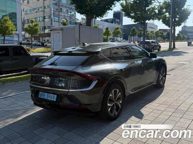Kia EV6 2022 thumb 6