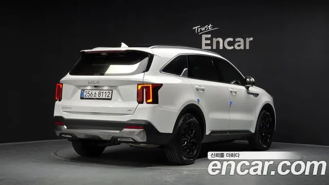 Kia Sorento 2025 thumb 2