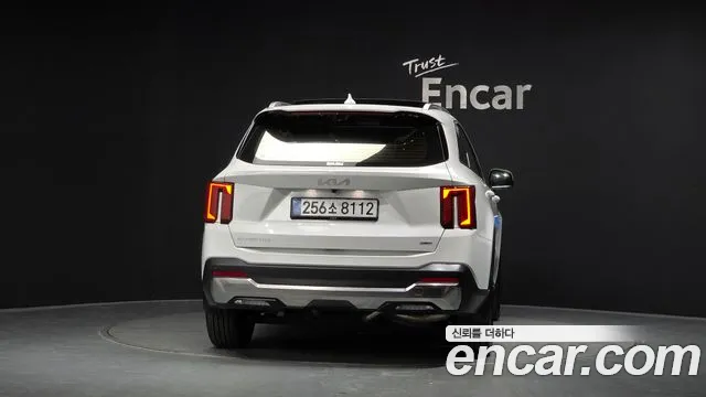 Kia Sorento 2025 thumb 4