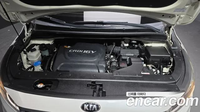 Kia Carnival 2015 thumb 6
