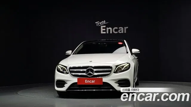 Mercedes-Benz E-Класс 2017 thumb 3