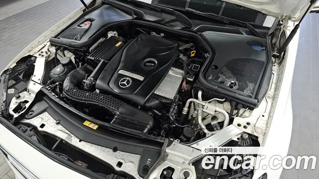 Mercedes-Benz E-Класс 2017 thumb 6
