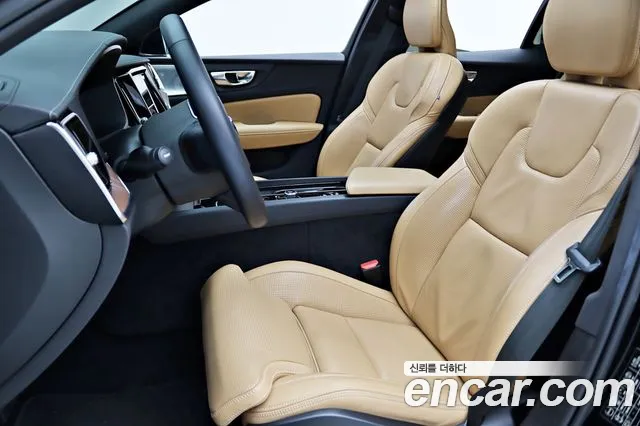 Volvo S60 2022 thumb 6