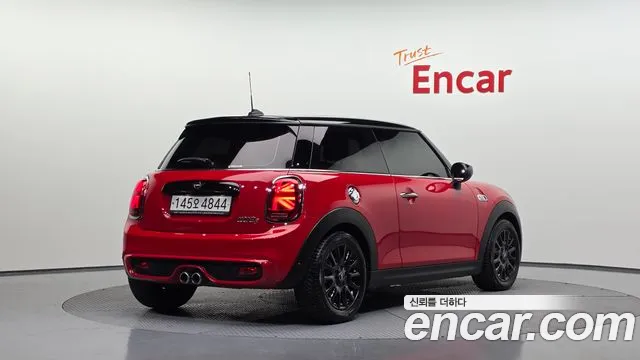 MINI Hatch 2020 thumb 2