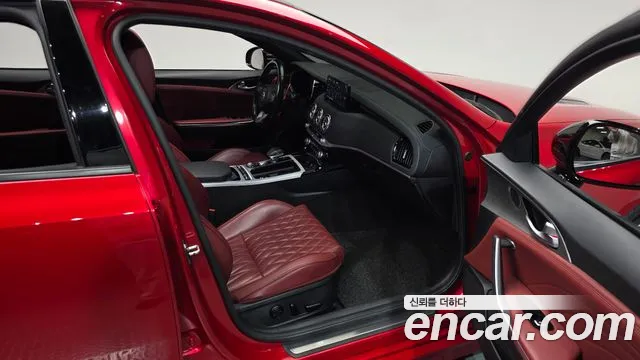 Kia Stinger 2021 thumb 10
