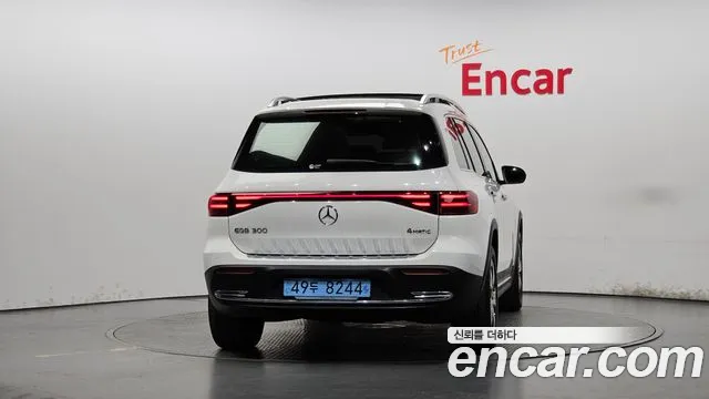 Mercedes-Benz EQB 2025 thumb 4