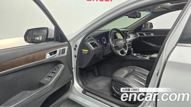Hyundai Genesis 2015 thumb 9