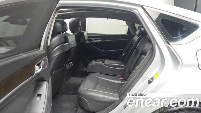 Hyundai Genesis 2015 thumb 10