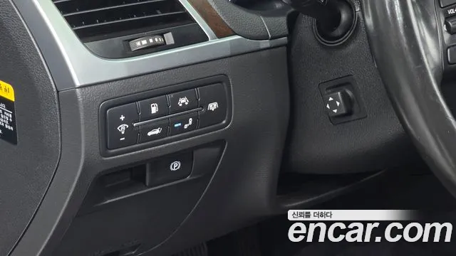 Hyundai Genesis 2015 thumb 12