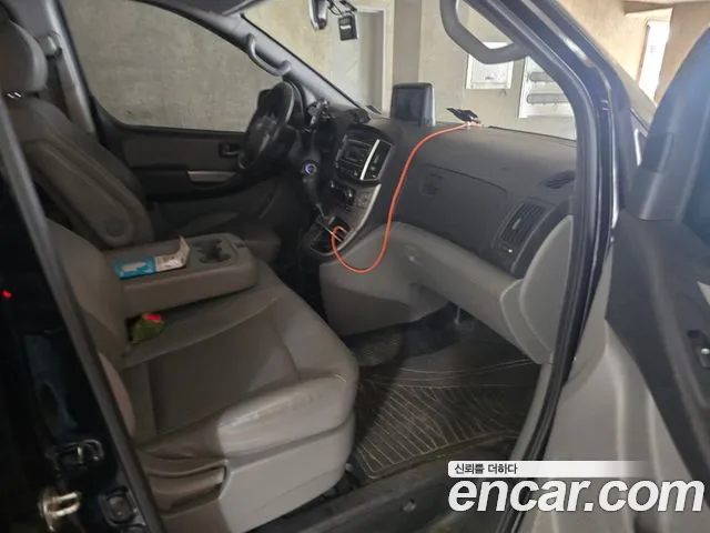 Hyundai Starex 2019 thumb 8