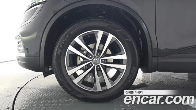 Renault-KoreaSamsung Koleos 2020 thumb 4